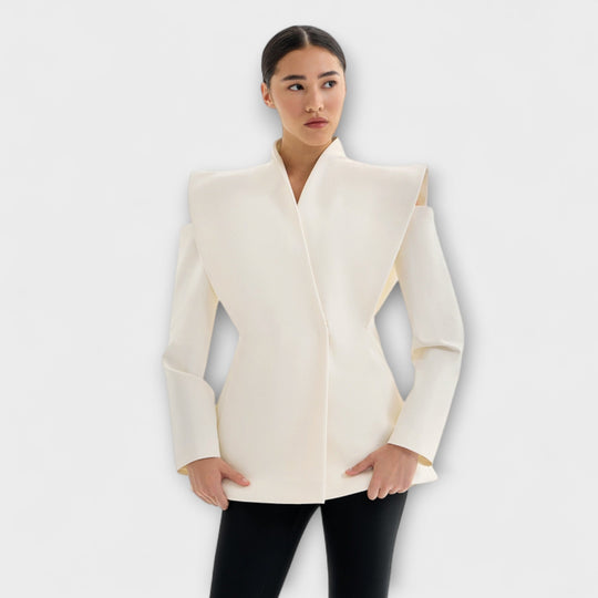 Winterfeld™ | Valeria – Skulpturaler Schulterblazer
