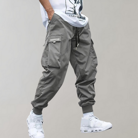 Winterfeld™ | Herren Cargo Jogginghose – Lila Streetwear-Hose mit Reißverschlusstaschen & Bündchen