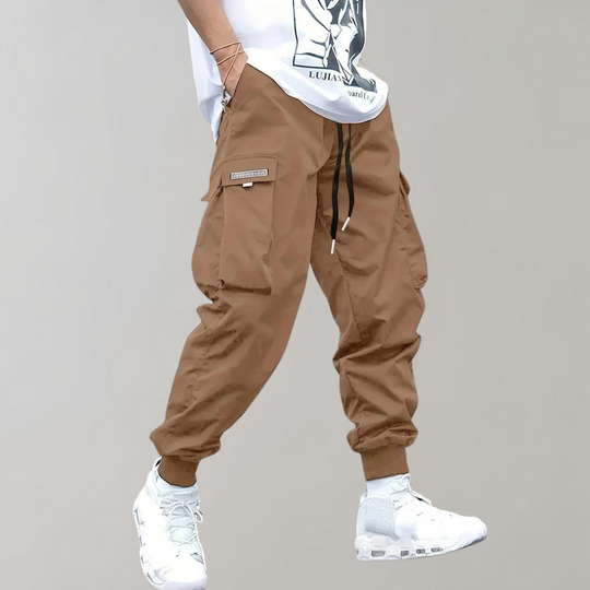 Winterfeld™ | Herren Cargo Jogginghose – Lila Streetwear-Hose mit Reißverschlusstaschen & Bündchen