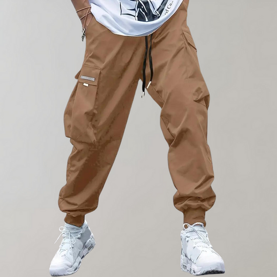 Winterfeld™ | Herren Cargo Jogginghose – Lila Streetwear-Hose mit Reißverschlusstaschen & Bündchen